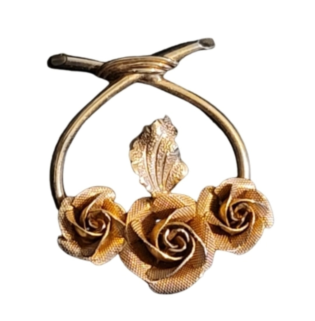 VINTAGE gold tone roses brooch pin 3 roses leaf