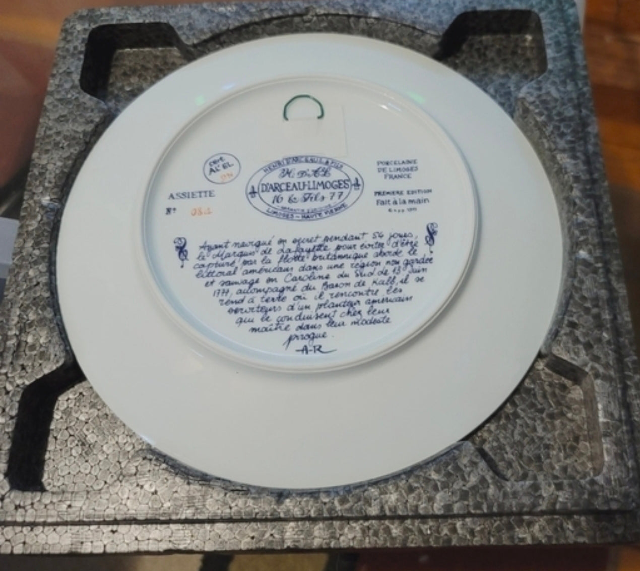 D'arceau-Limoges Henri L Fils Collectors plate Fine China 1977 # 306