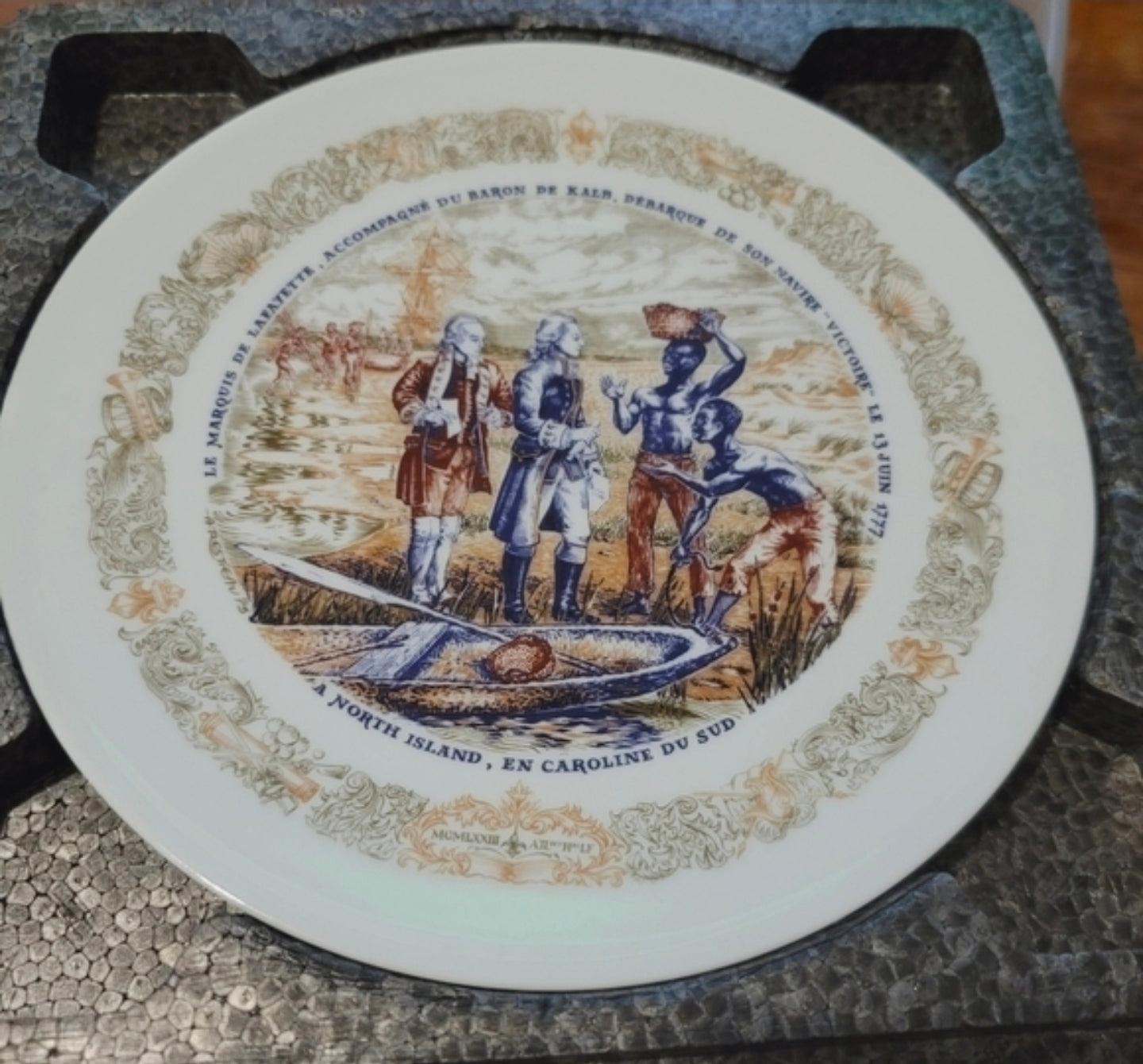 D'arceau-Limoges Henri L Fils Collectors plate Fine China 1977 # 306
